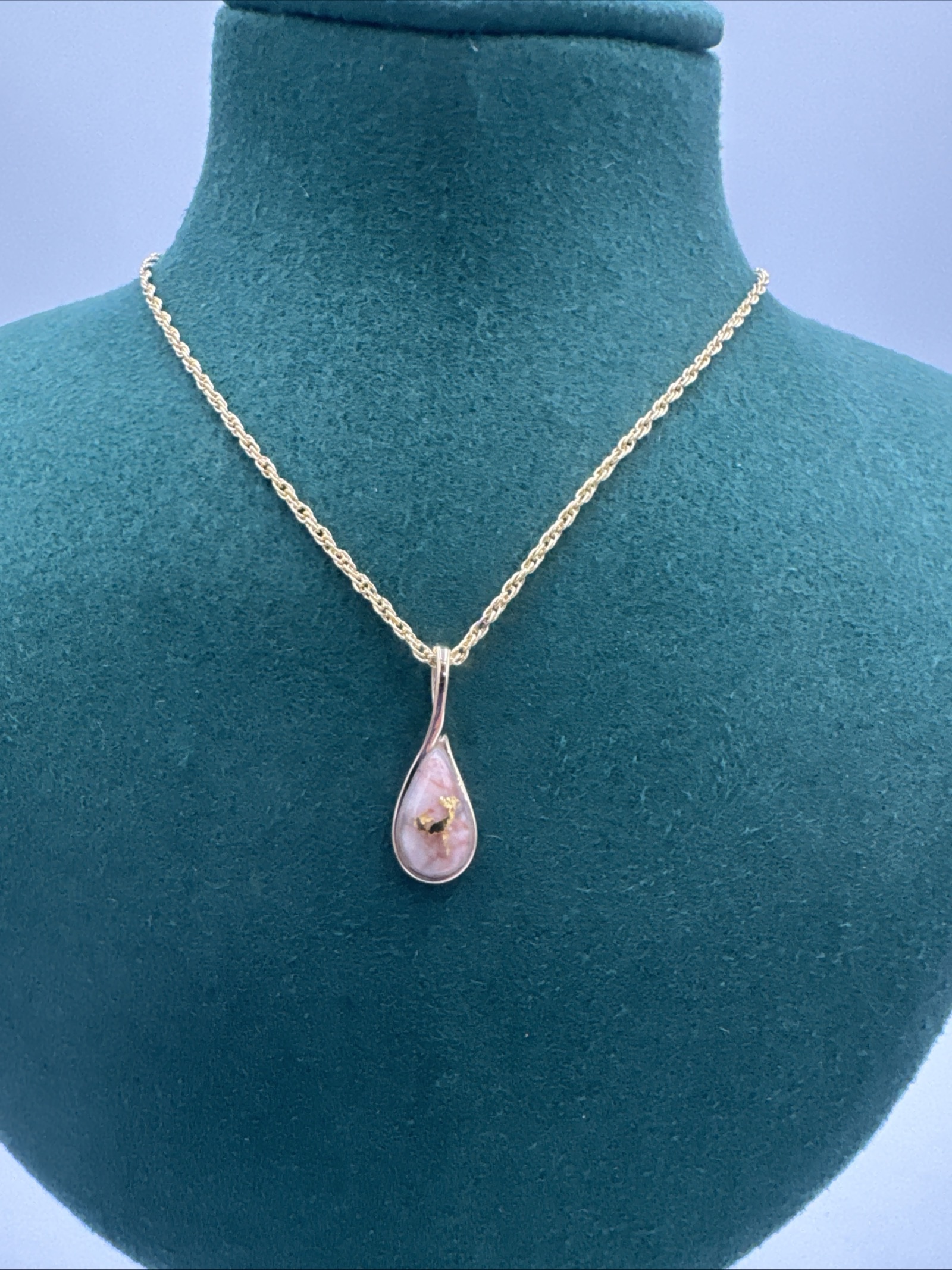 Gold in Quartz Bezel set Pendant PN433QX - Image 2