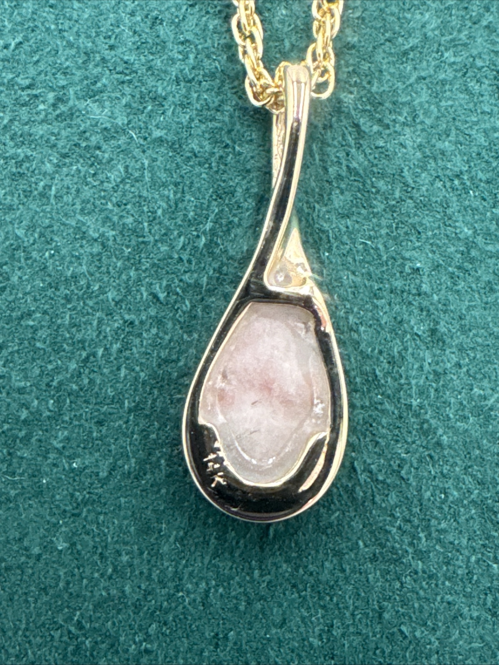 Gold in Quartz Bezel set Pendant PN433QX - Image 3