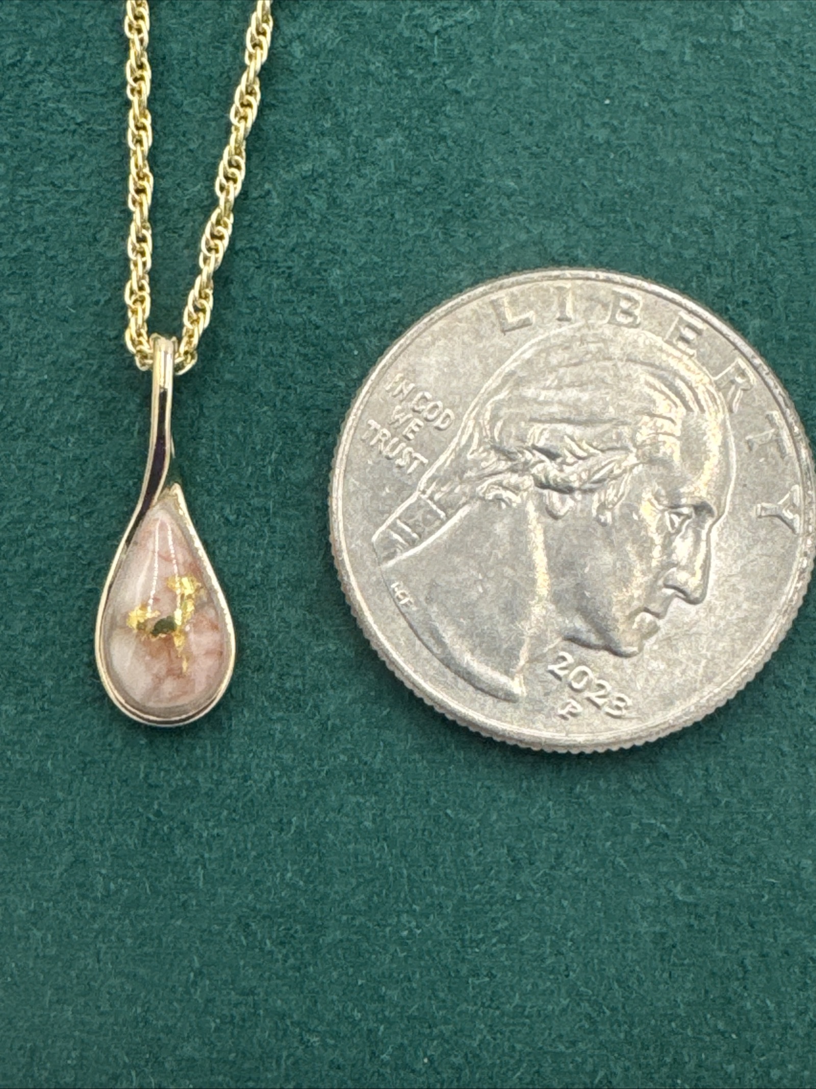 Gold in Quartz Bezel set Pendant PN433QX - Image 4
