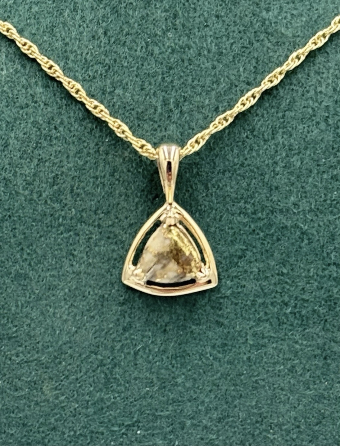 Gold in Quartz Bezel set Pendant PN441QX1