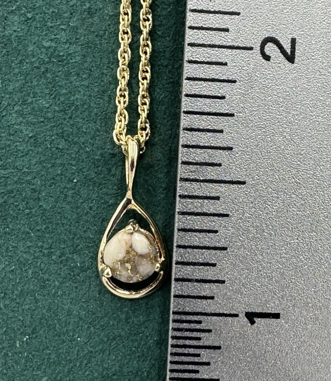 Gold in Quartz Bezel set Pendant PN898QX1 - Image 4
